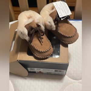 Ugg Sparrow Infant booties
